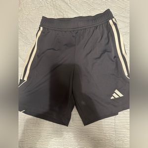 adidas Boys' Tiro 23 League Shorts Medium